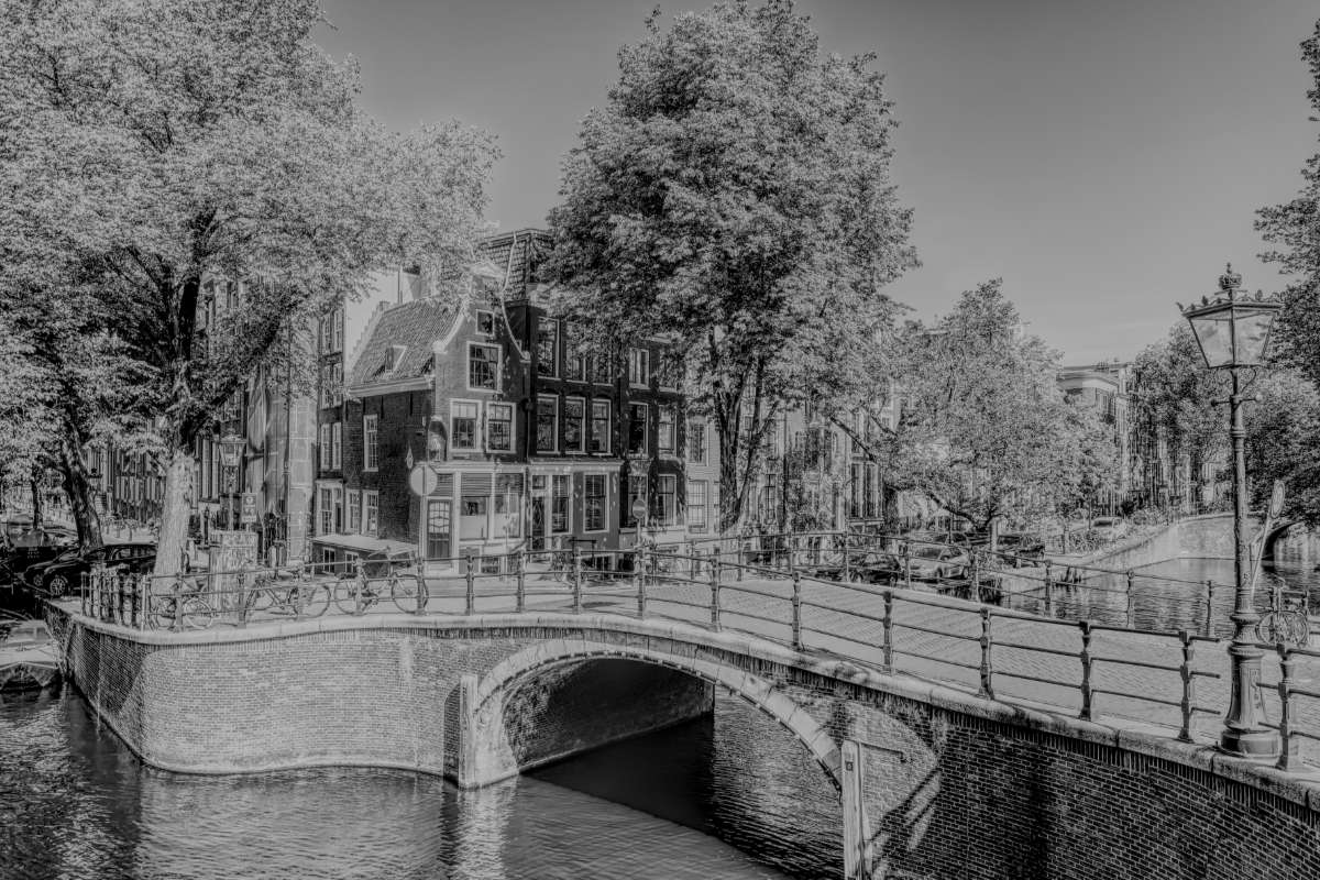 Amsterdamse grachten als pentekening