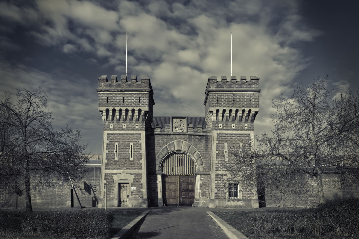 Oranjehotel Den Haag, Gevangenis Scheveningen 