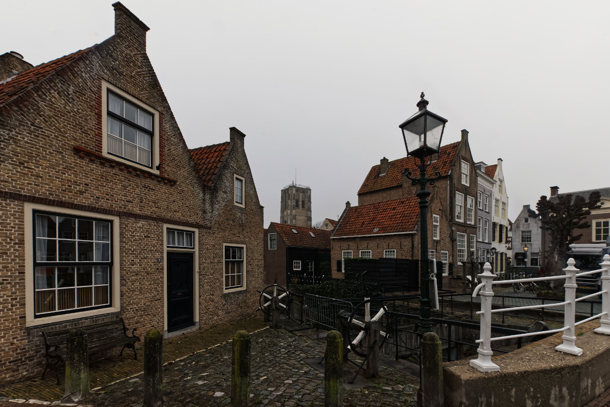 Spuisluis en stompe toren van Goedereede 