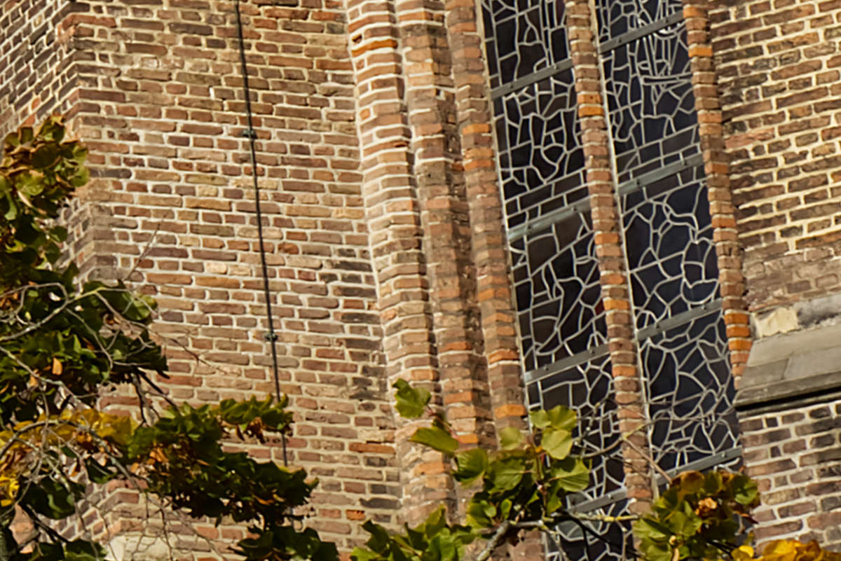 Detail opname 1 van De Oude Jan in Delft: De Scheve Toren van Nederland.
